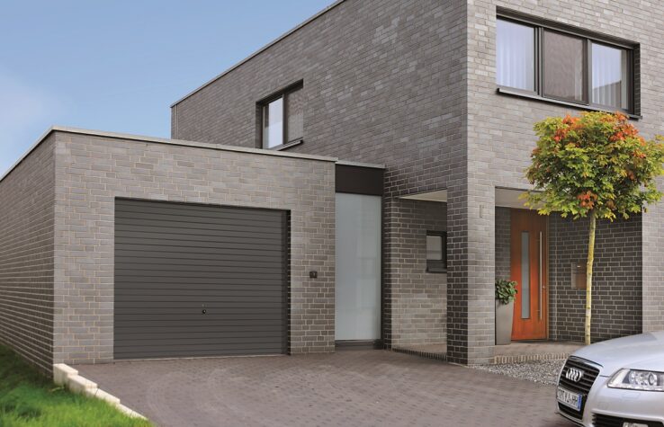 Porte de garage basculante motif 125 RAL 7016